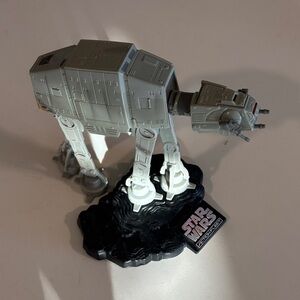 Star Wars Imperial AT-AT Model in Gray and Black with 2 figurines & stand